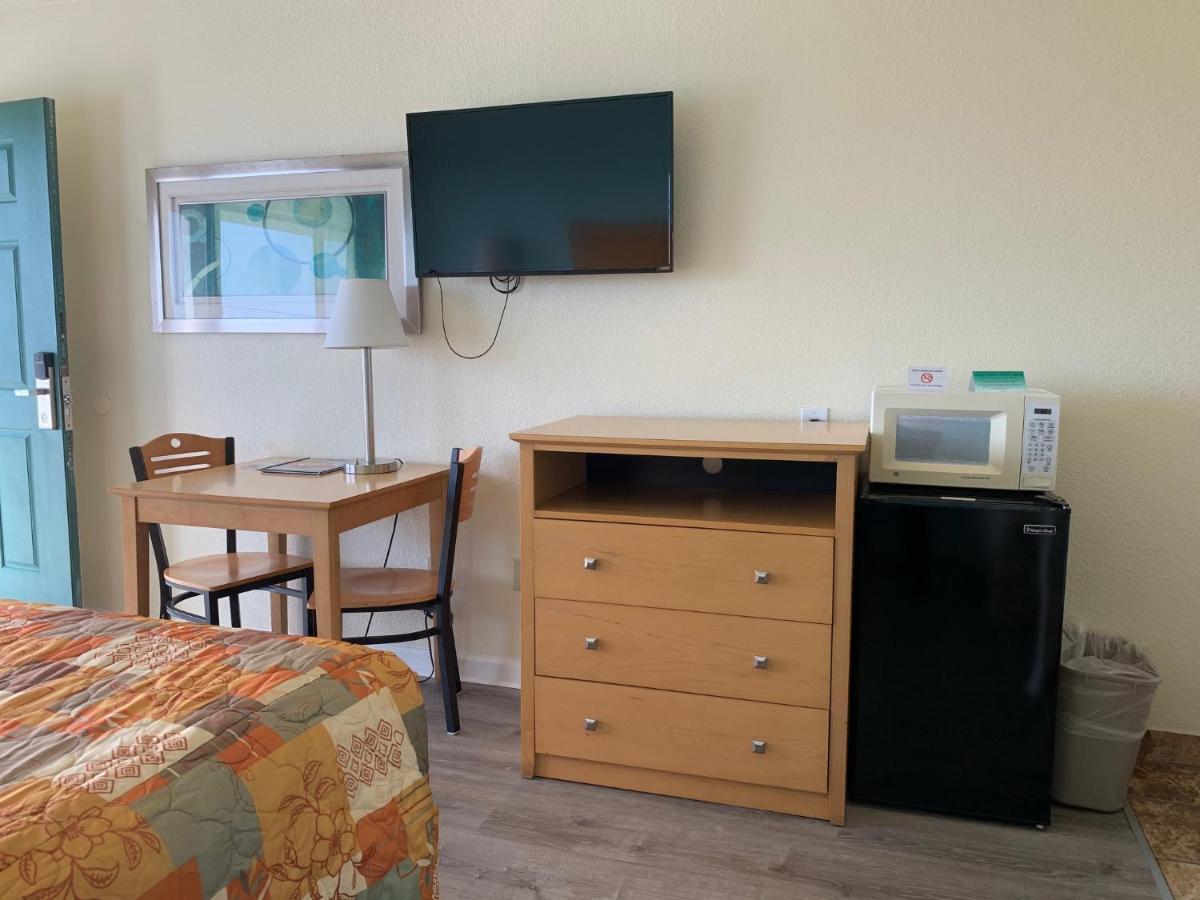 Sea Horse Inn&Cottages Nags Head Exteriör bild