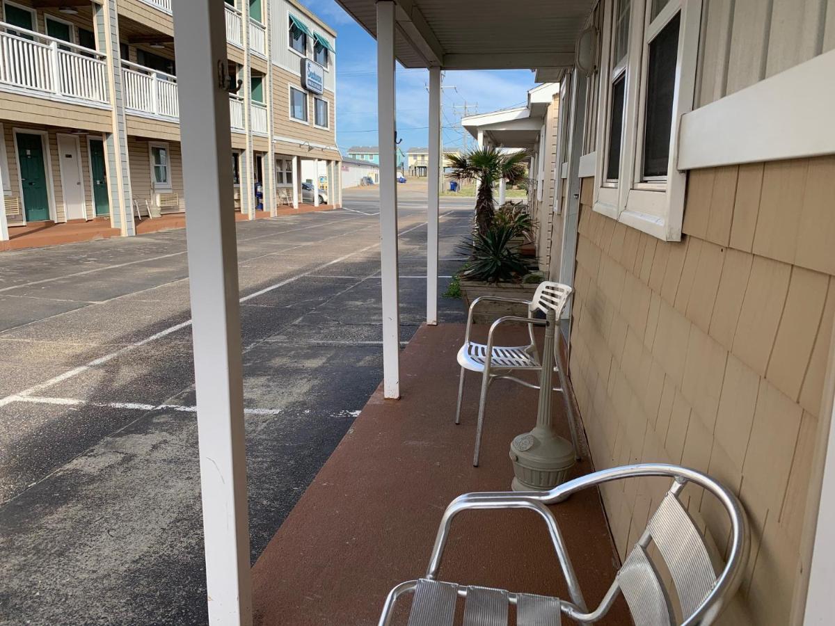Sea Horse Inn&Cottages Nags Head Exteriör bild